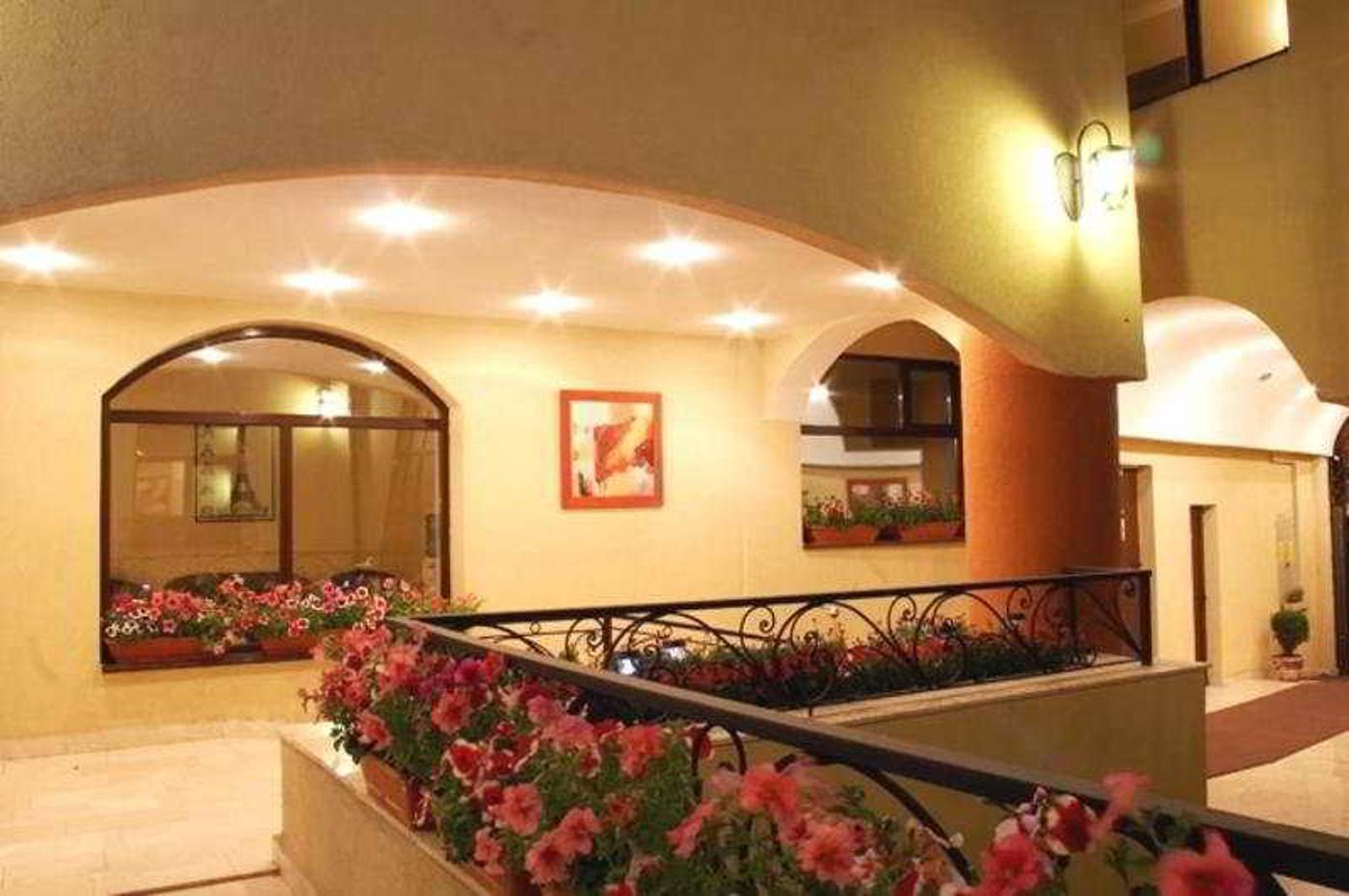 Hotel Trianon - Romania - BUCHAREST - Lobby - 0