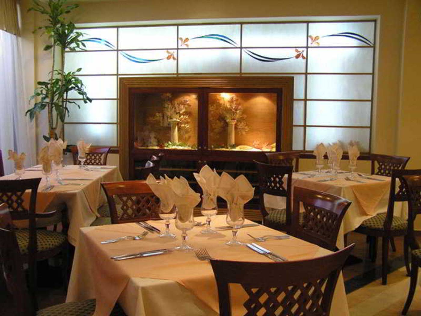 Mythos-Palace-Restaurant-45