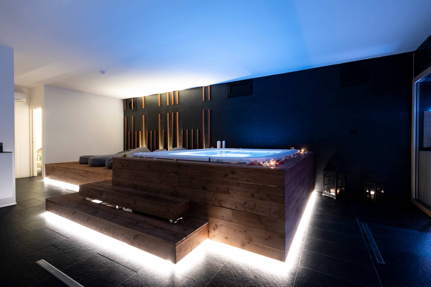 Alkamuri-Posh-Hotel---Spa-Sports-and-Entertainment-74