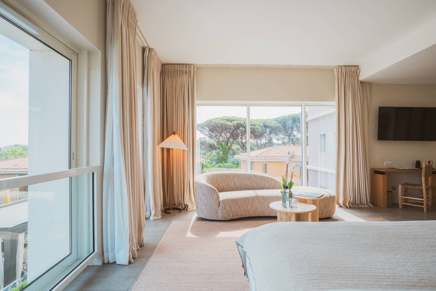 Kube-Hotel-St-Tropez-Room-57