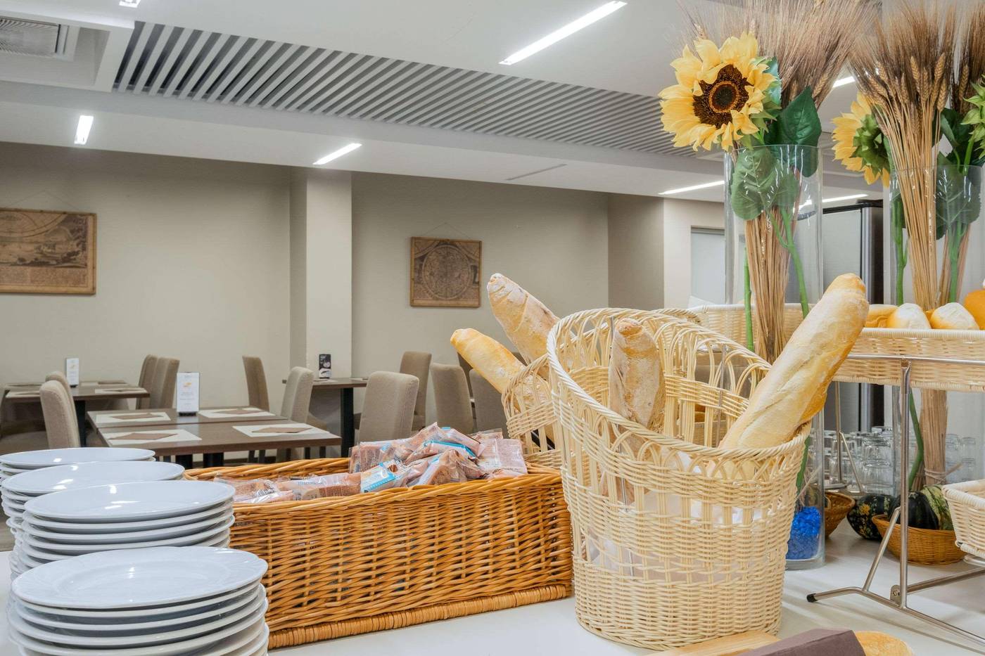 Hotel-Delfino-Restaurant-10