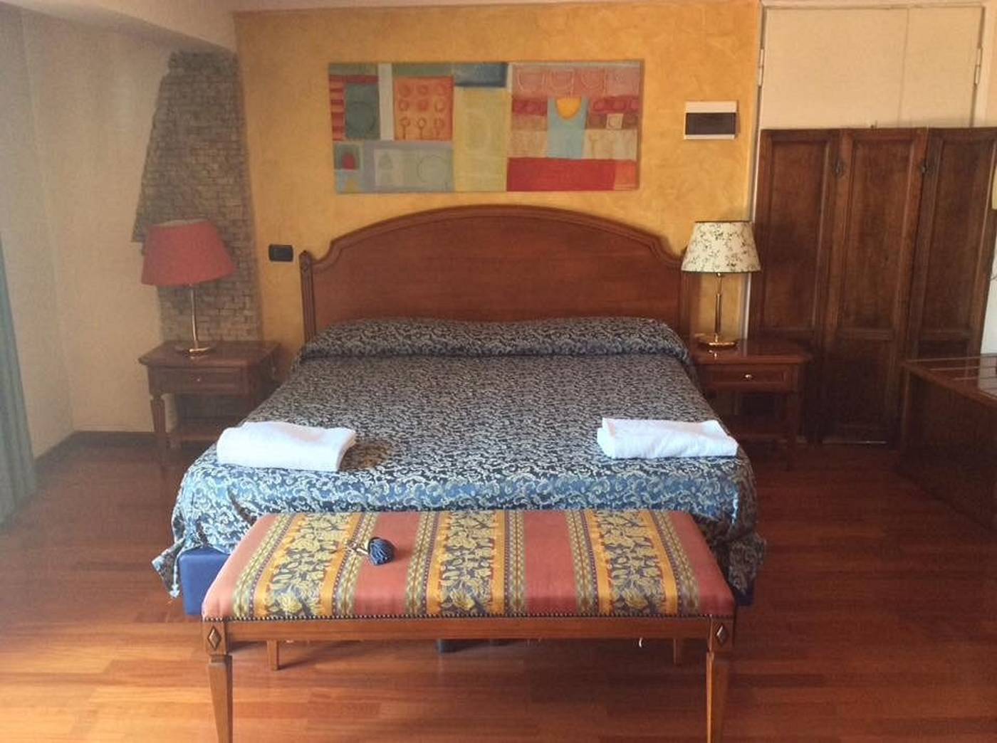 Rimini-Hotel-Room-37