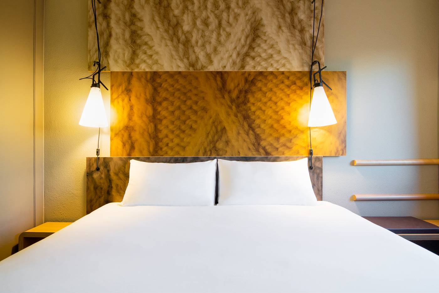 ibis-Amsterdam-Centre-Stopera-Room-42