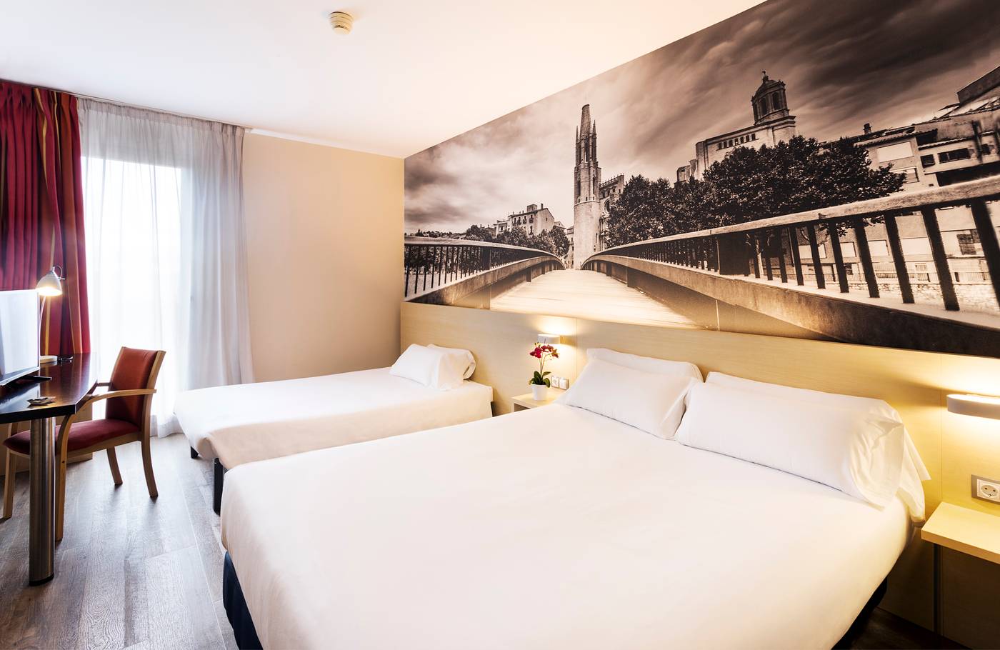 B-B-Girona-3-Room-5