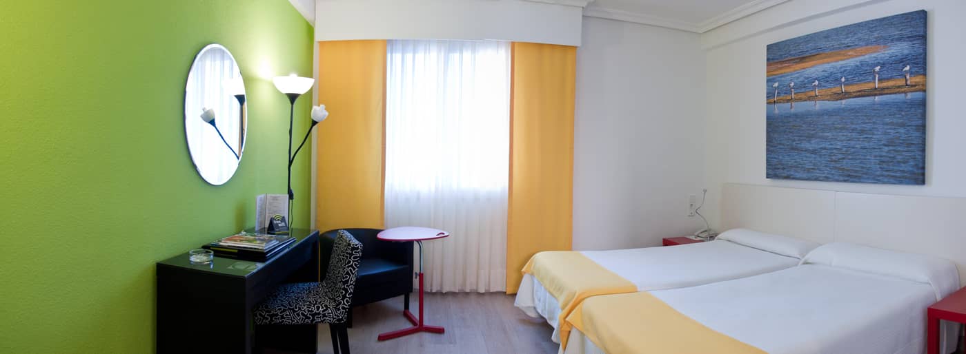 Sercotel-Carlos-III-Room-6