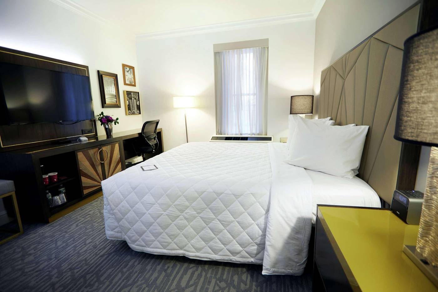 Martinique-New-York-on-Broadway--Curio-By-Hilton-Room-27