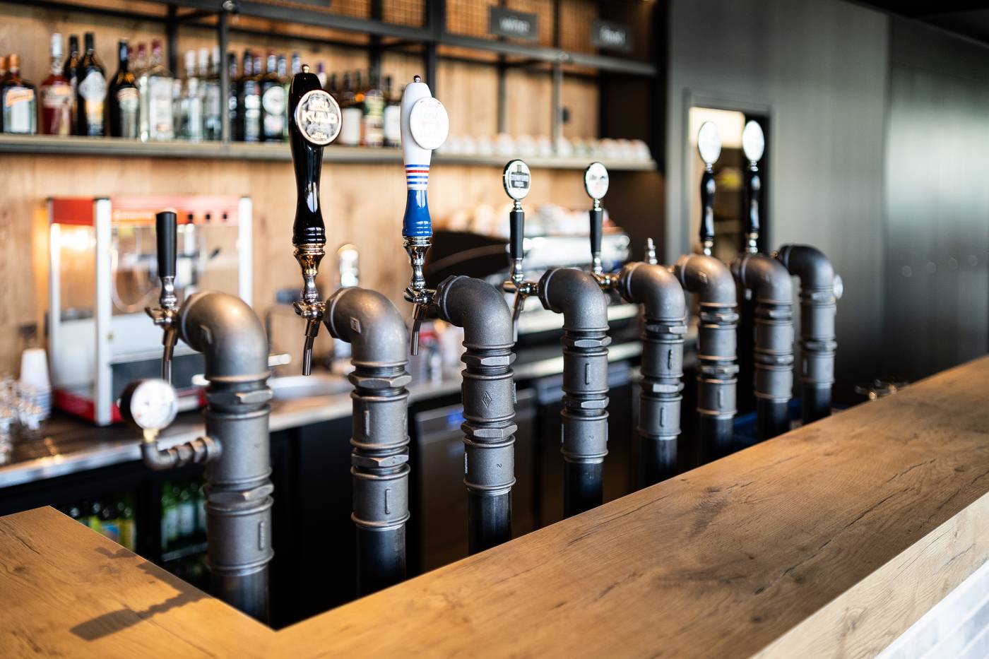 ibis-Tallinn-Center-Bar-29