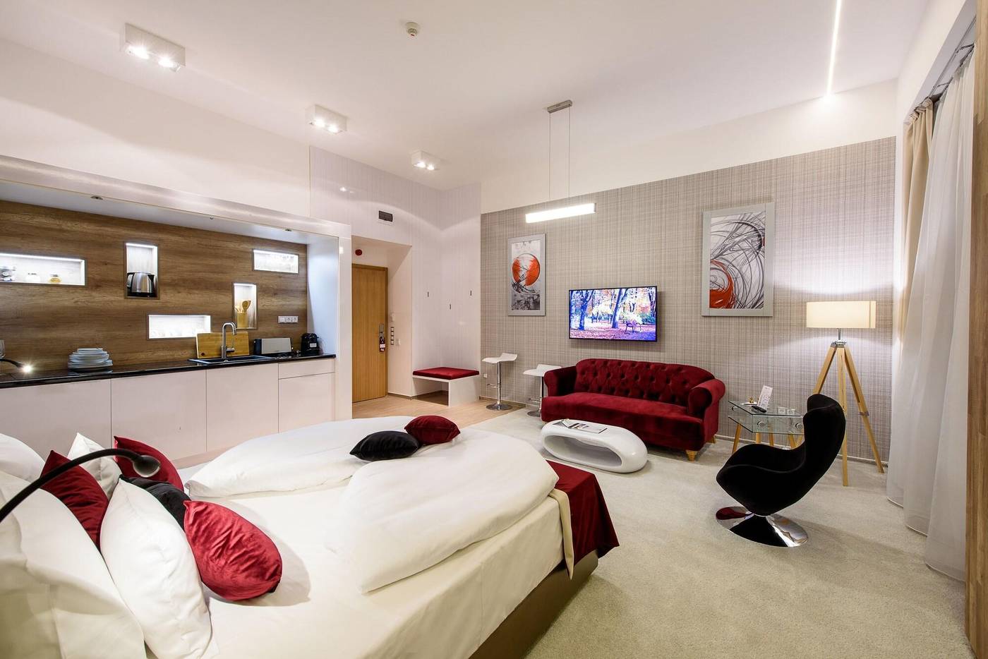 Karoly-Corner-Residences-Room-24