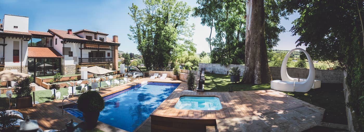 Hotel Cuevas-Spain-Santillana del Mar-General view-1