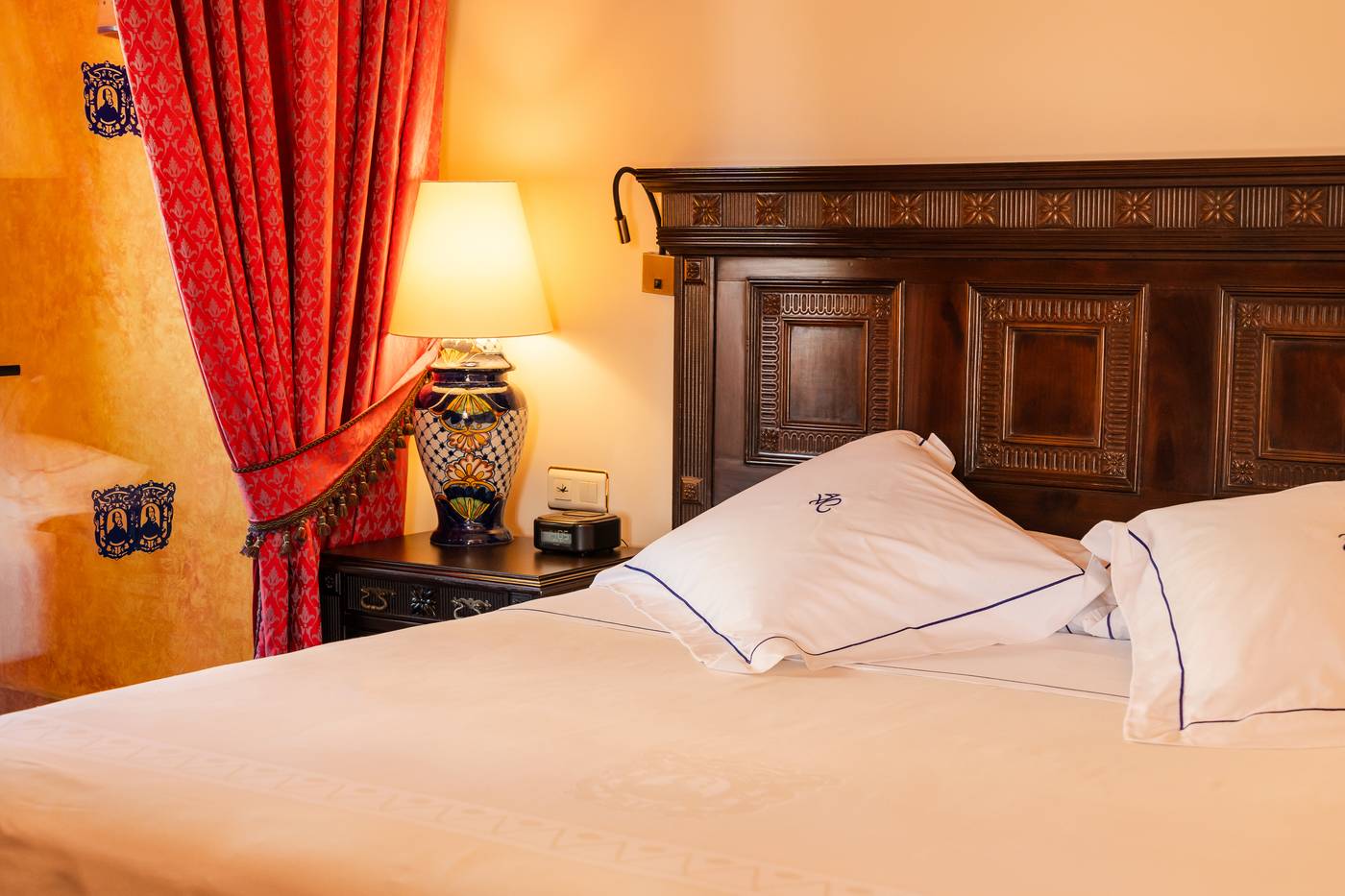 Europe-Villa-Cortes-Room-43