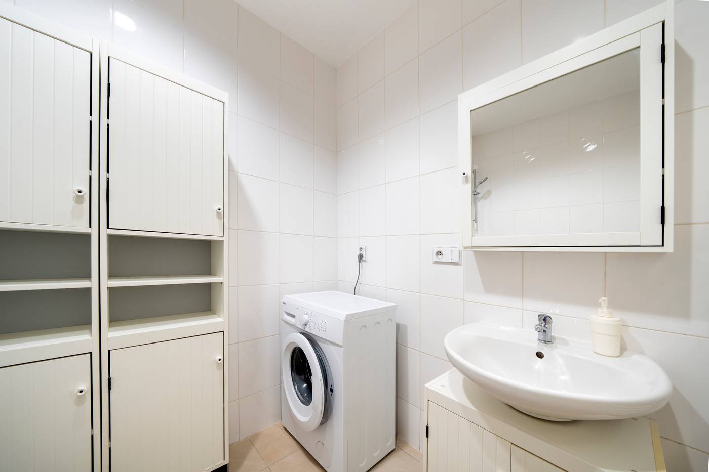 Apple-Apartments-Room-31