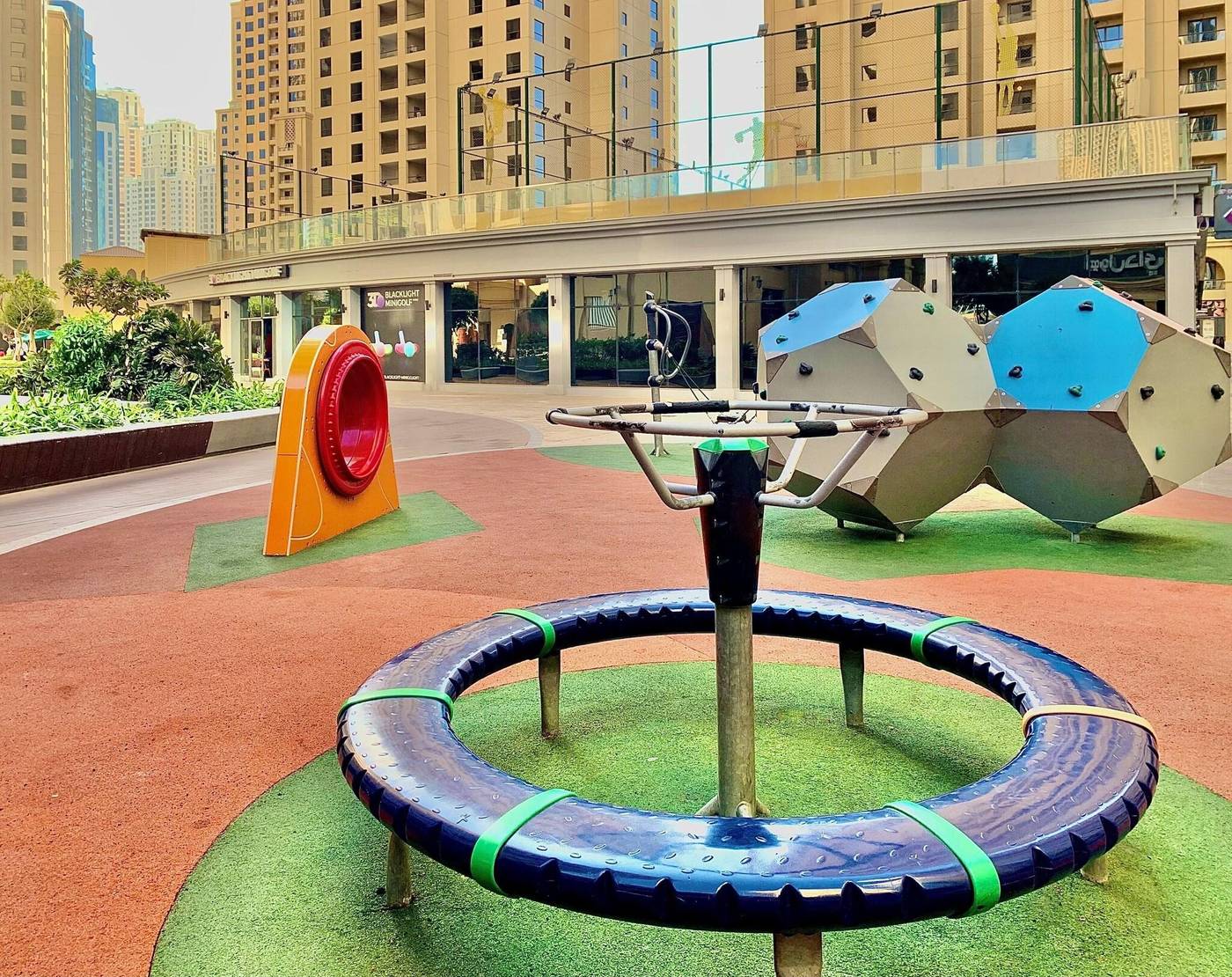 Delta-Hotels-by-Marriott-Jumeirah-Beach-Sports-and-Entertainment-71