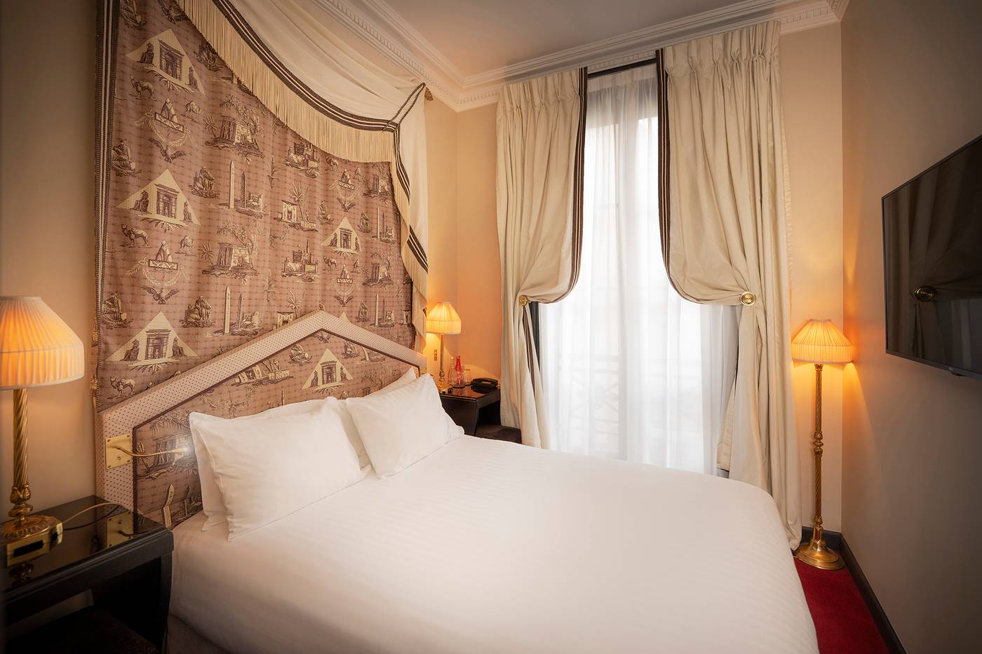 Maison-Athenee-Room-19
