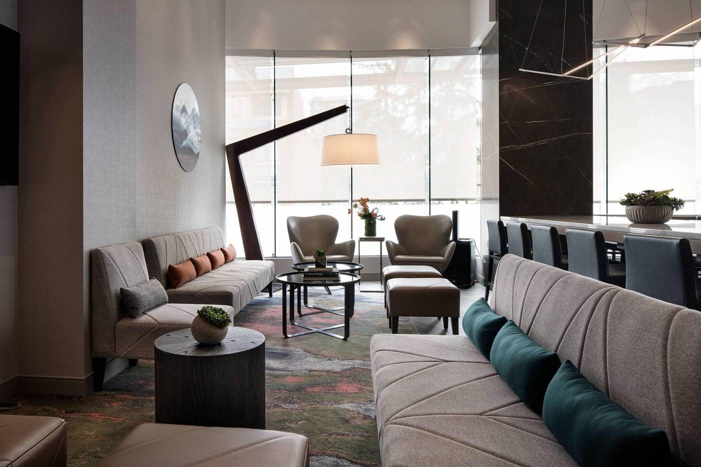 Vancouver-Airport-Marriott-Hotel-Restaurant-5