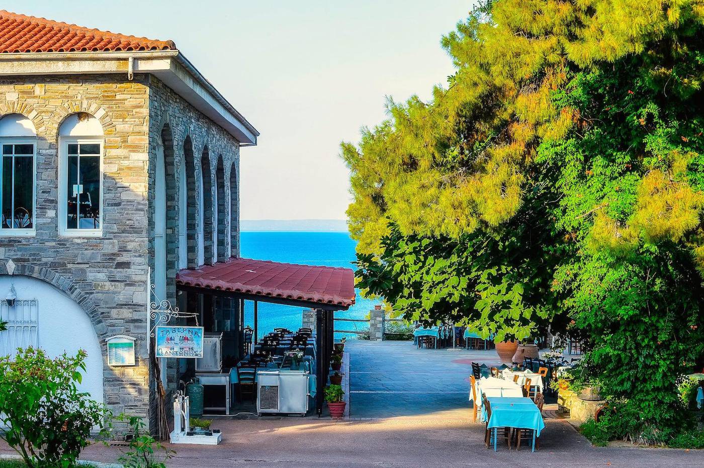 Mitsis-Alexander-The-Great-Restaurant-51