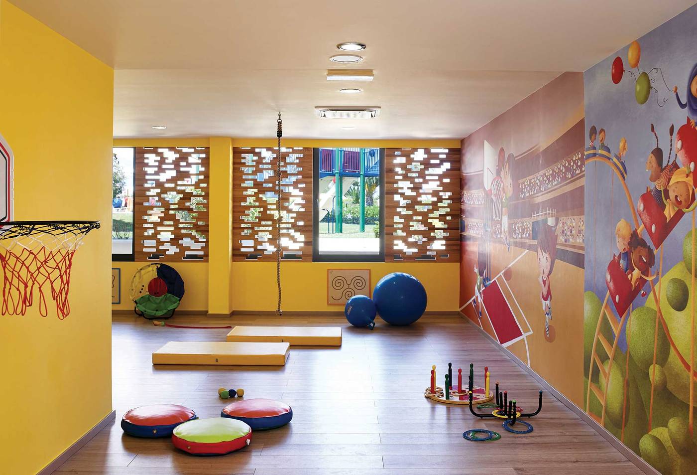 Roda-Beach-Resort---Spa-Sports-and-Entertainment-53