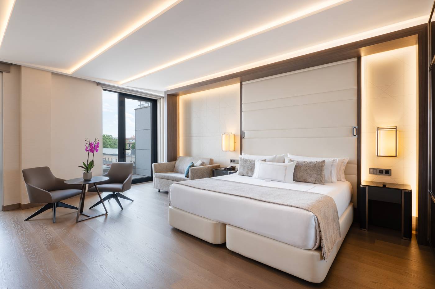 VP-Plaza-Espana-Design-Room-23