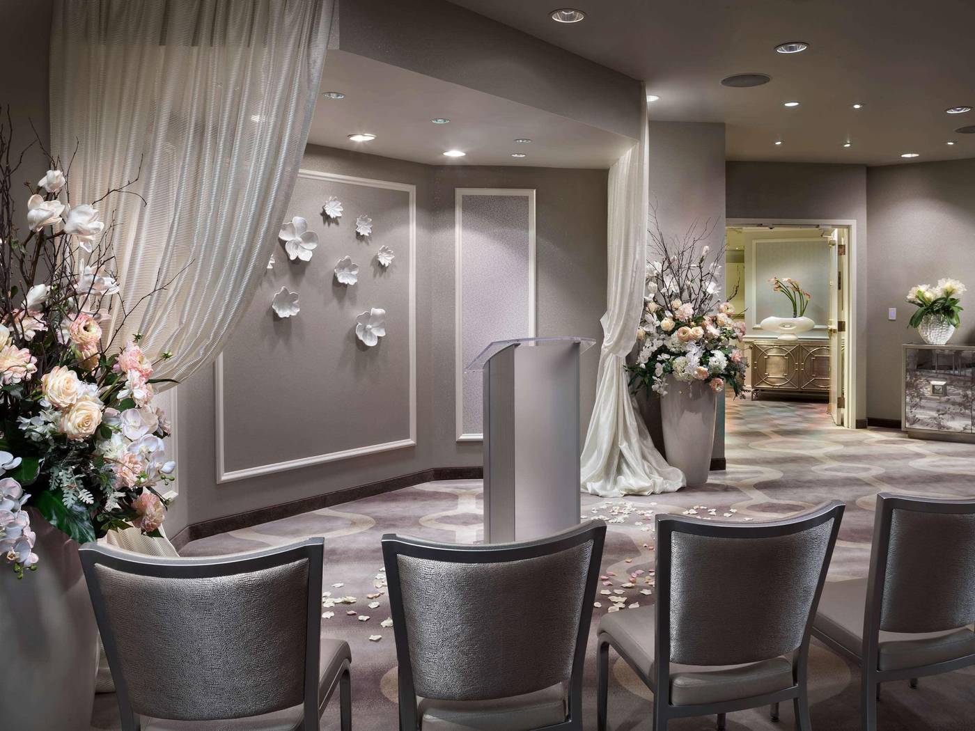 The-Strat-Hotel--Casino---Tower-Conferences-3