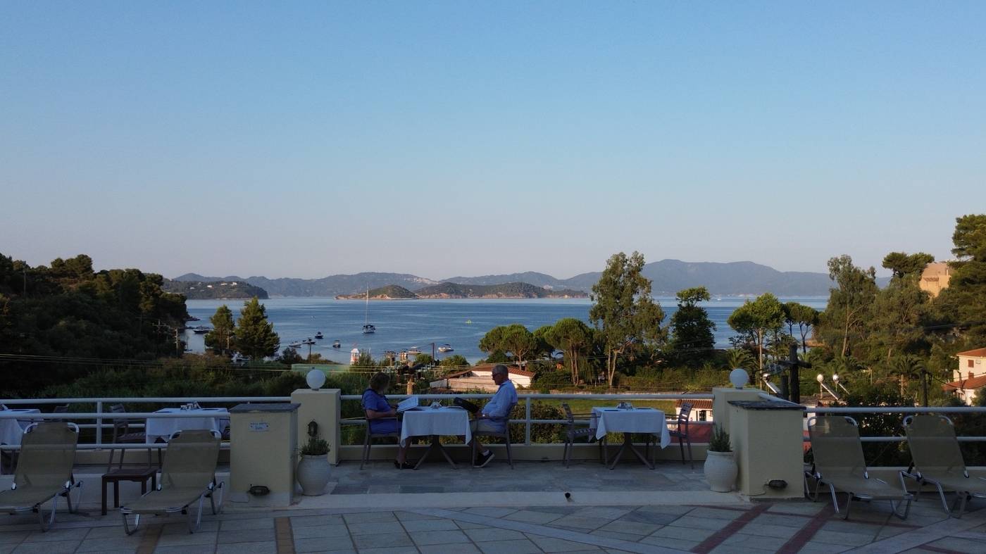 Kanapitsa-Mare-Restaurant-72