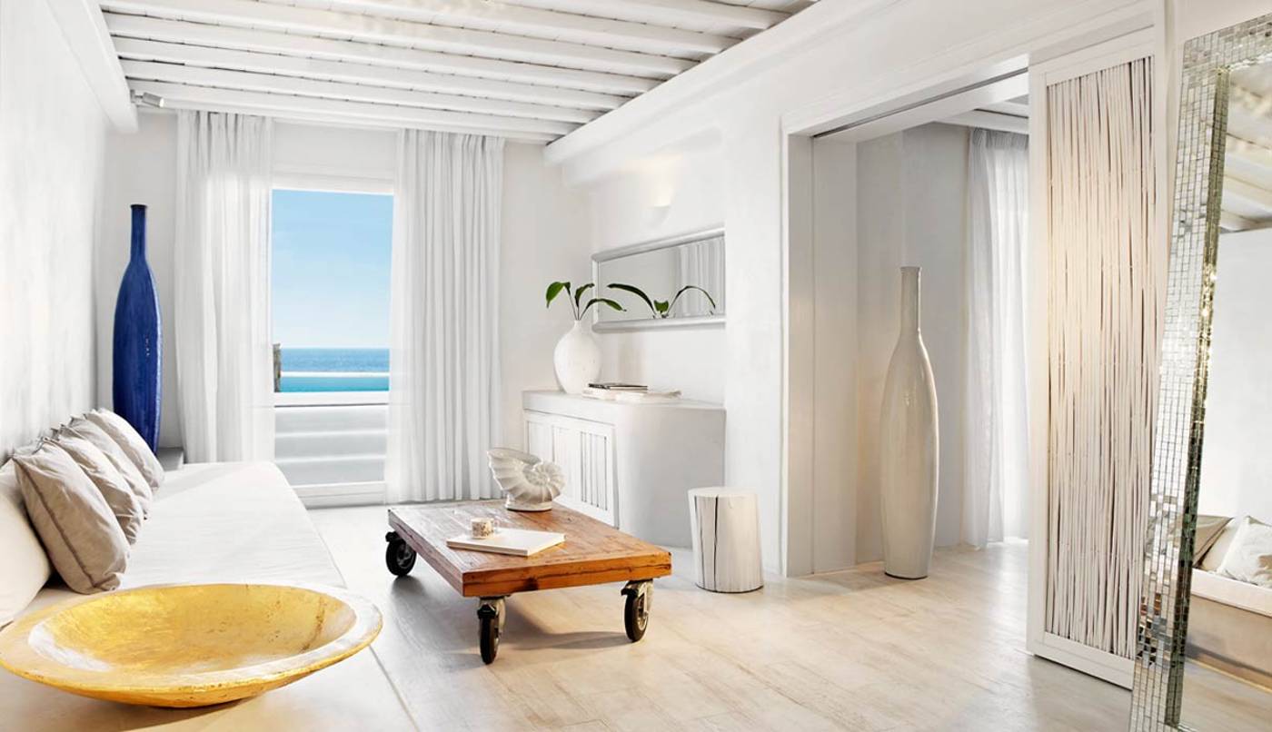 Cavo Tagoo Hotel