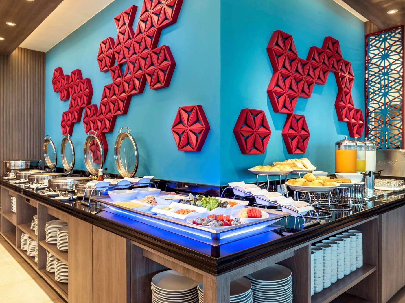 ibis-Styles-Phuket-City-Restaurant-23