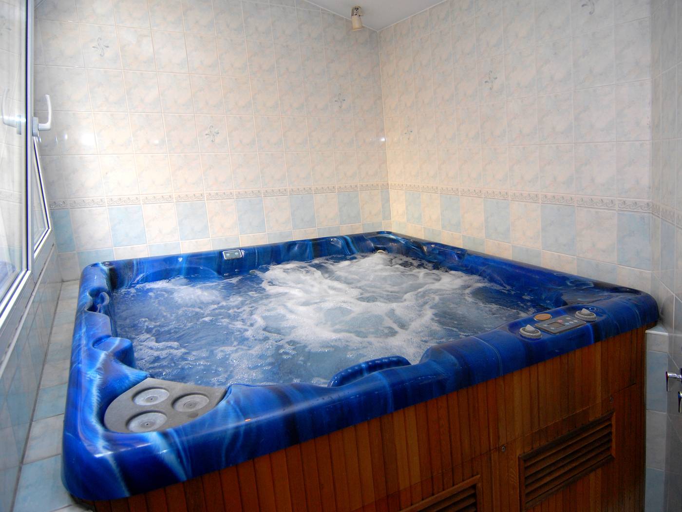 Hotel-Opera-Prague-Pool-37