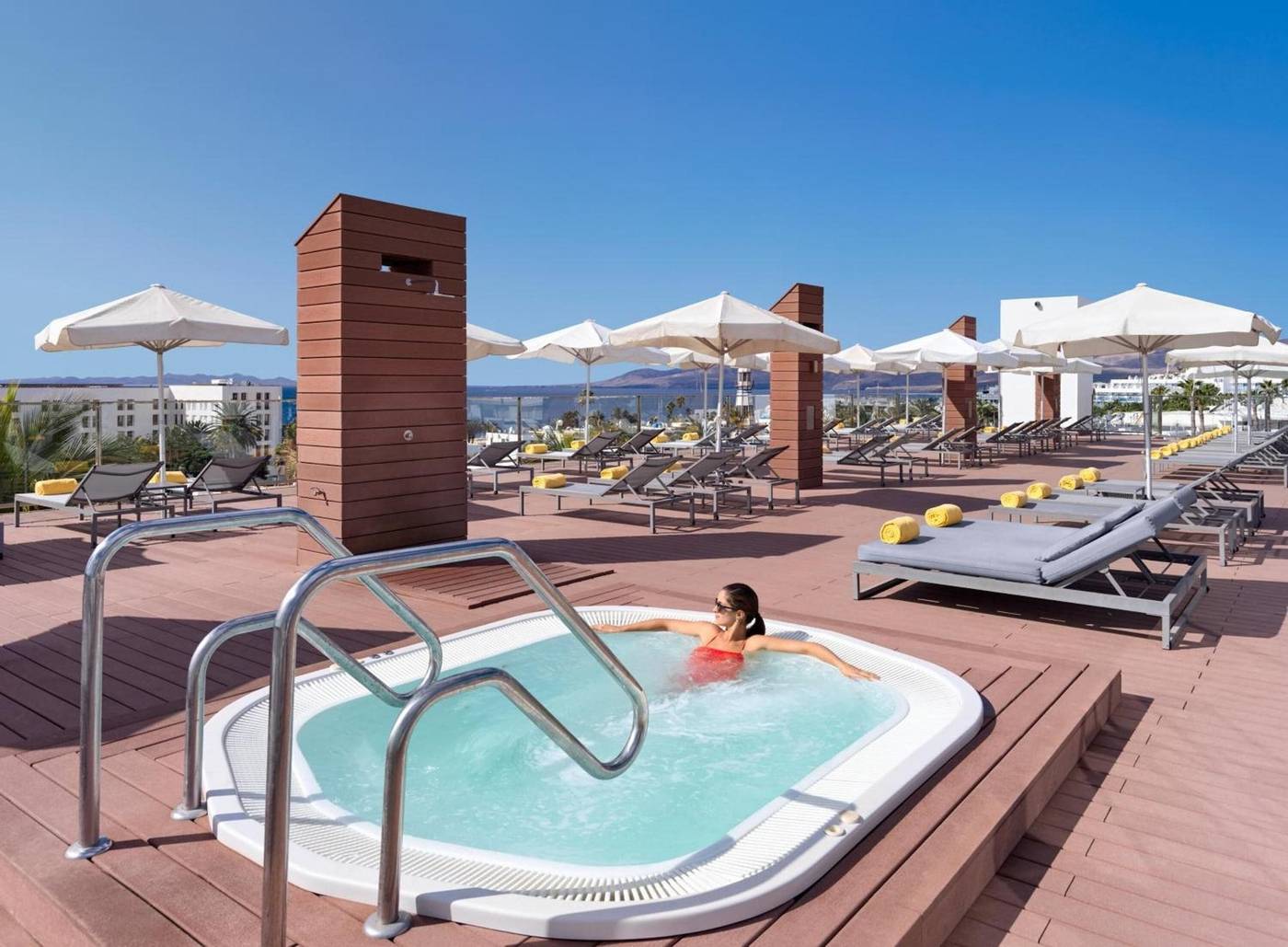 Plus-Fariones-Apartamentos-Terrace-15