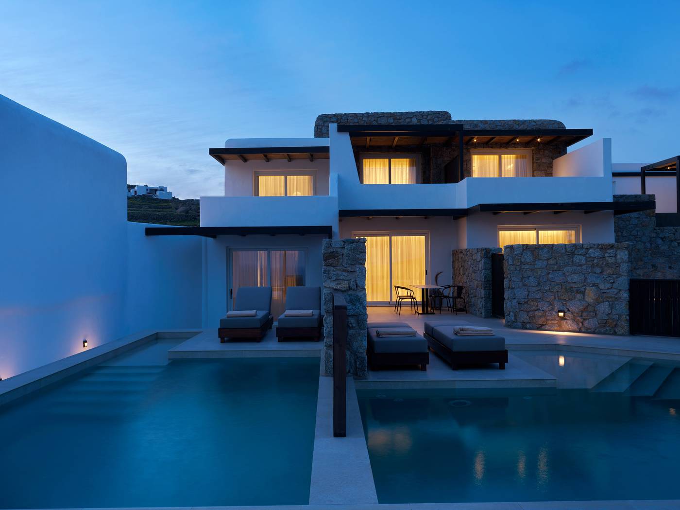 Ezio-Bo-Luxury-Living-Room-2