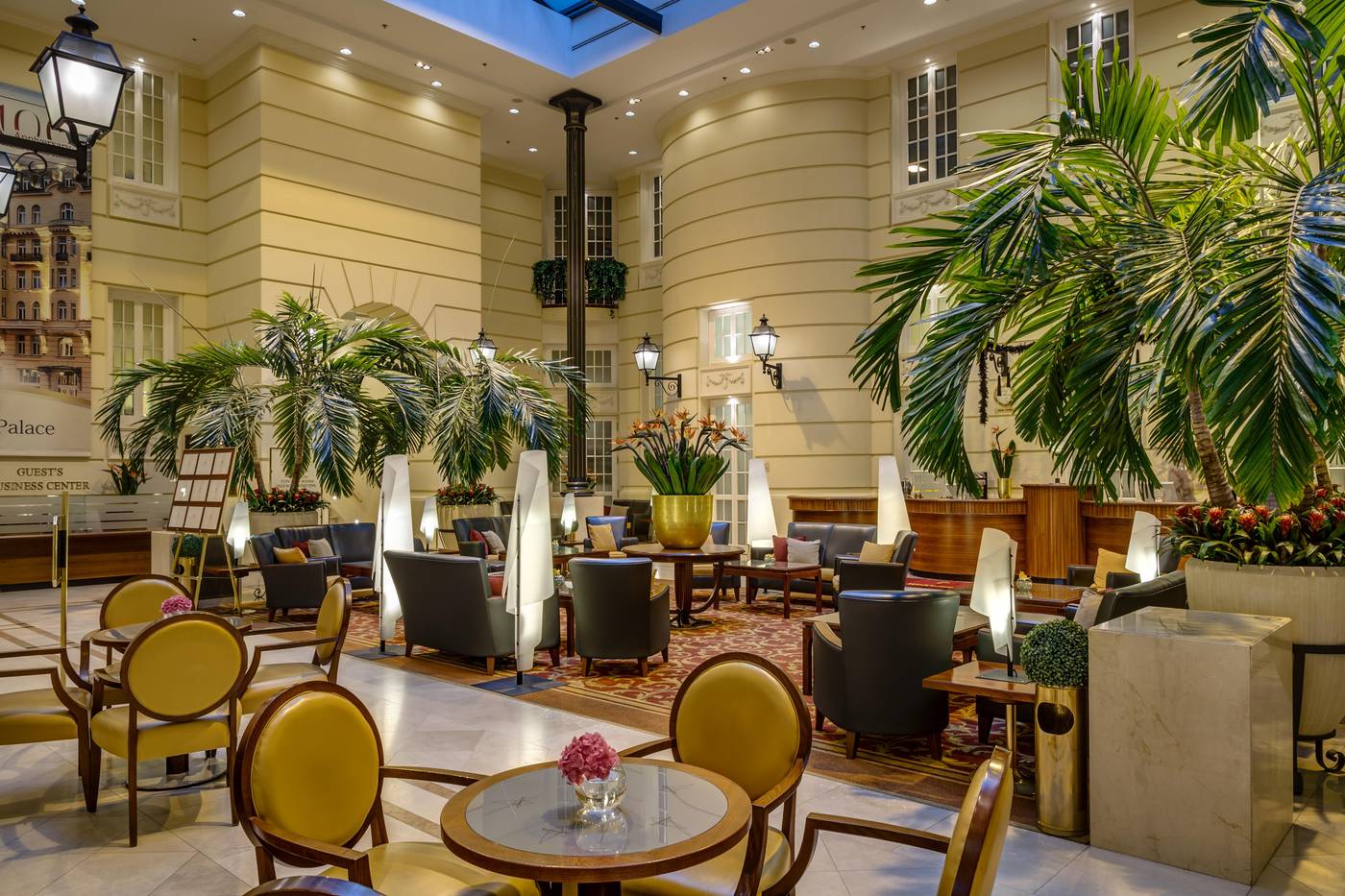 Polonia-Palace-Lobby-2