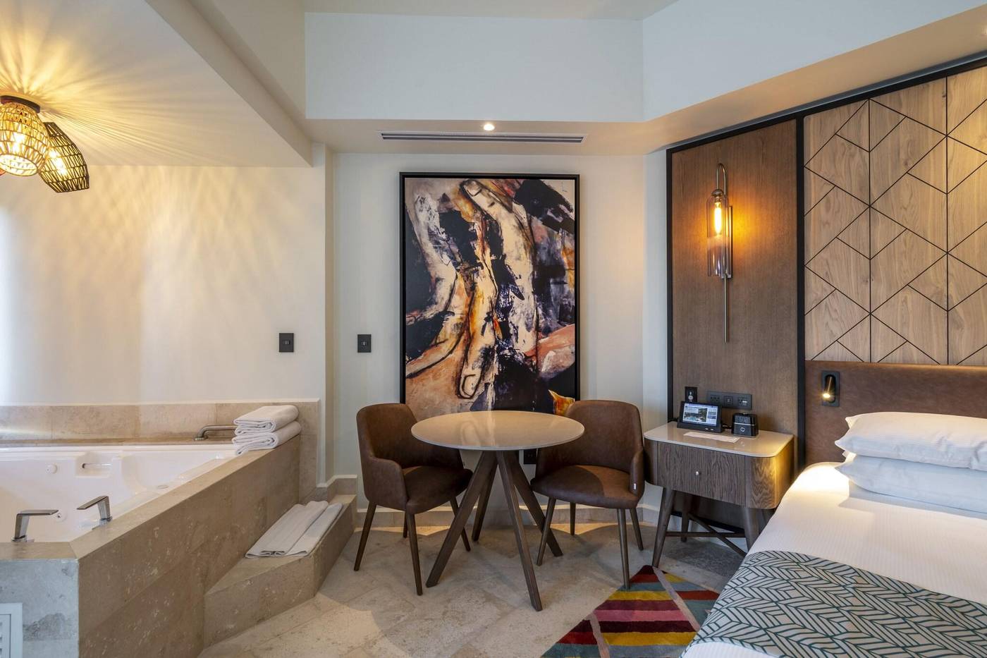 Hilton-Playa-del-Carmen-All-inclusive--The-Royal--Room-47