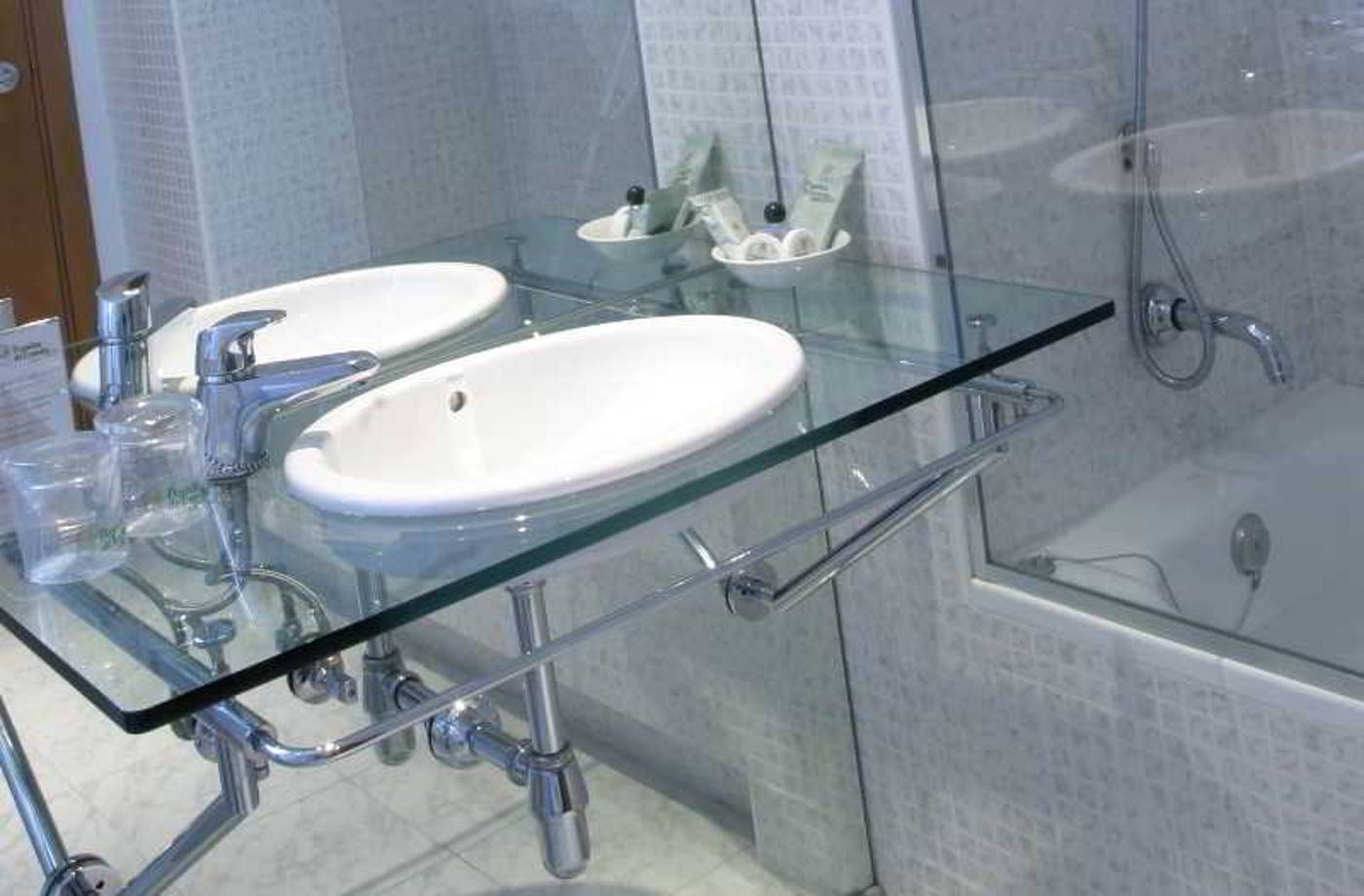 Posadas-de-Espana-Malaga-Room-11