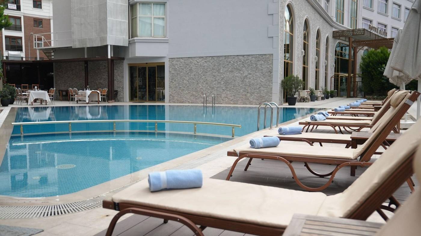 Elite-Hotel-Dragos-Pool-42