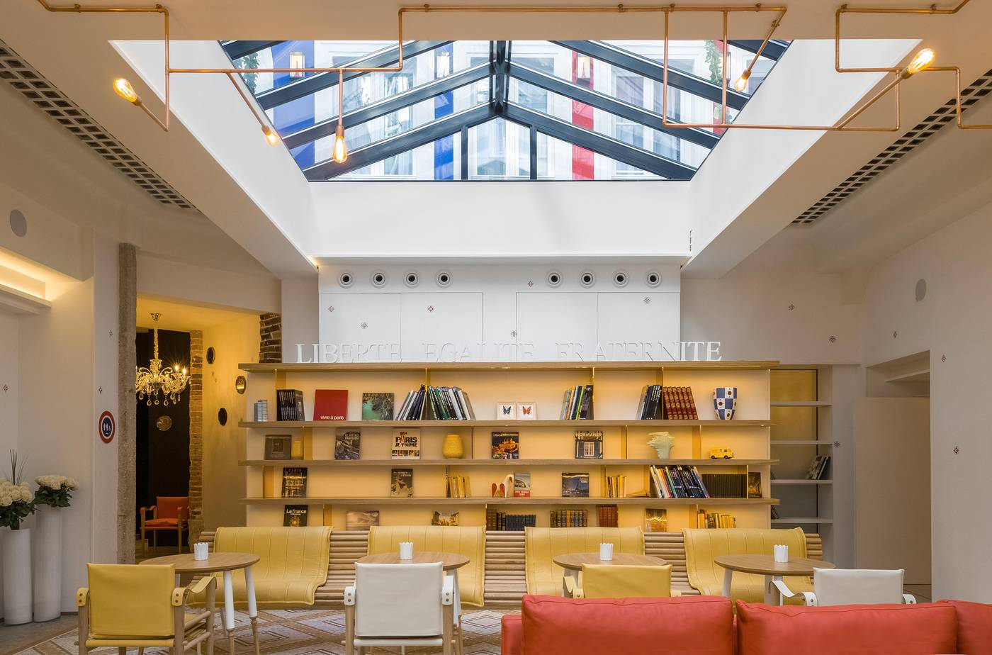 Hotel-34B-Astotel-Lobby-10