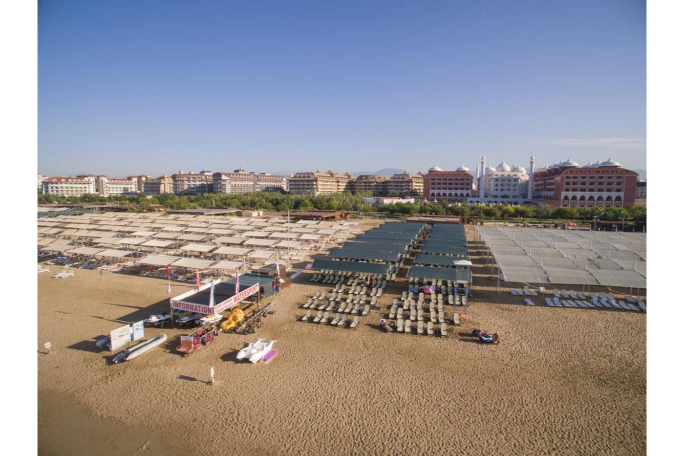 Side-Crown-Palace-Beach-44