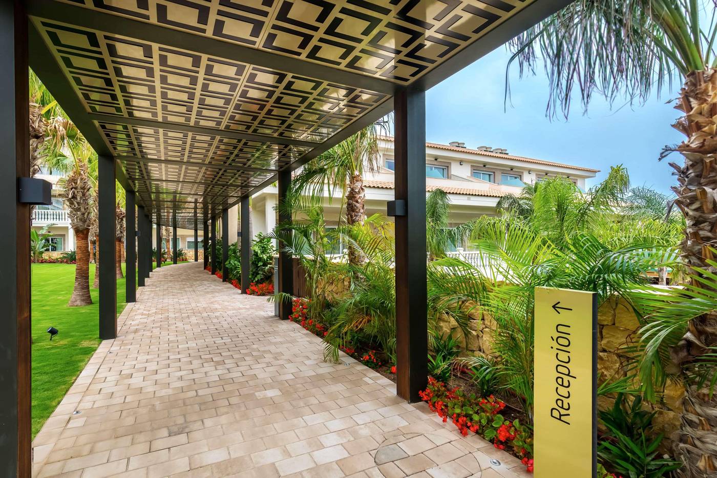 Barcelo-La-Nucia-Palms-Lobby-13