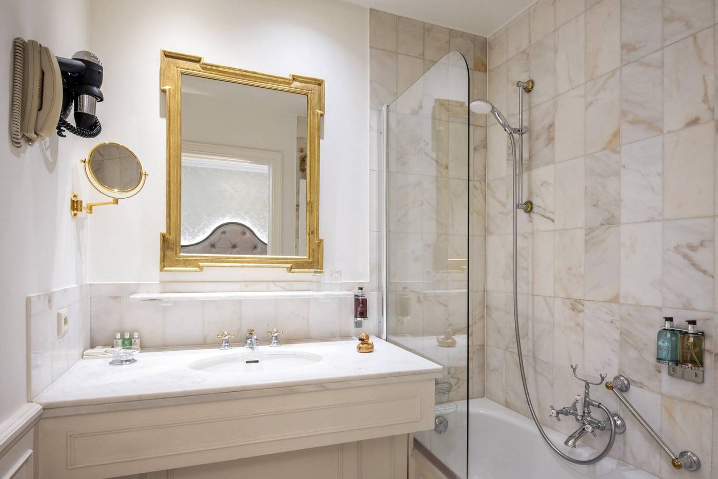 Stanhope-Hotel-Brussels-by-Thon-Hotels-Room-41