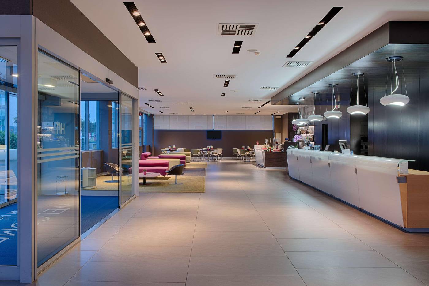 Ac-Hotel-By-Marriott-Milan-Sesto-Lobby-1