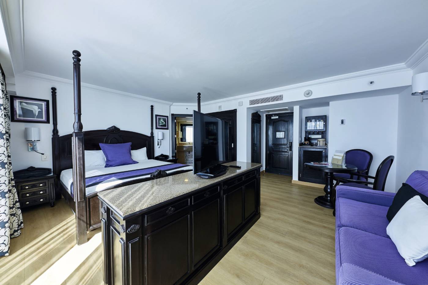 Riu-Paradise-Island---Adults-Only-Room-27