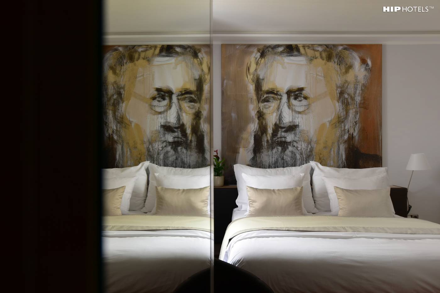 Design-Hotel-Neruda-Room-16