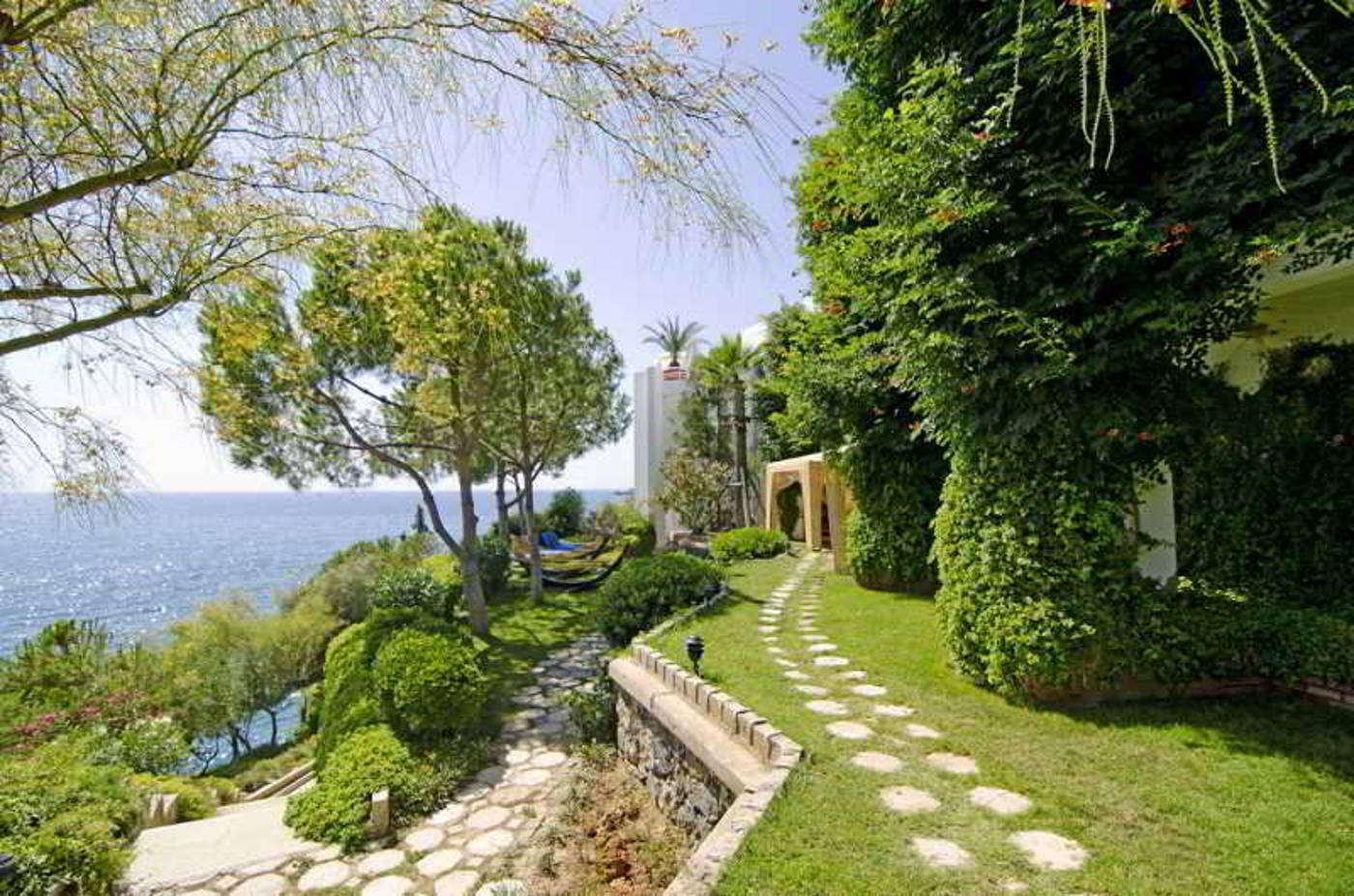 Korumar-Hotel-De-Luxe-General-view-38