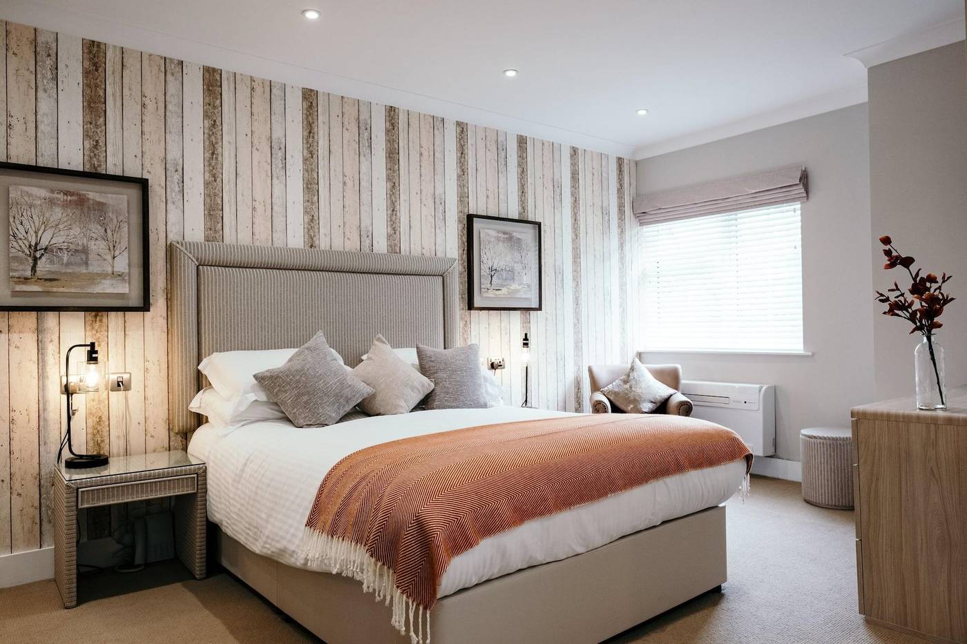 Le-Pommier-Hotel---Restaurant-Room-4