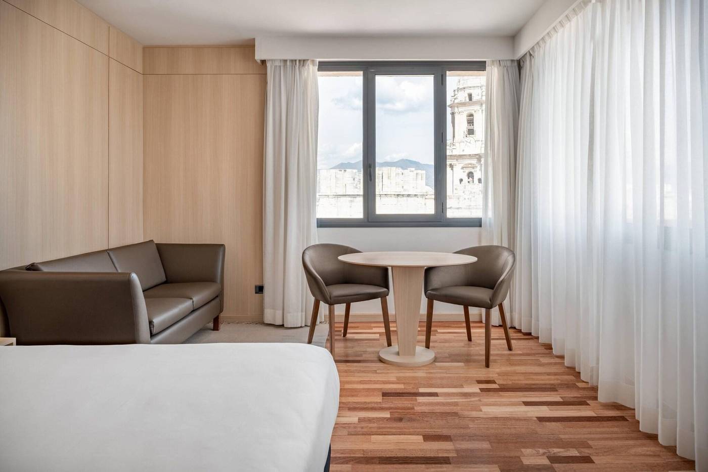 AC-Malaga-Palacio-Room-27