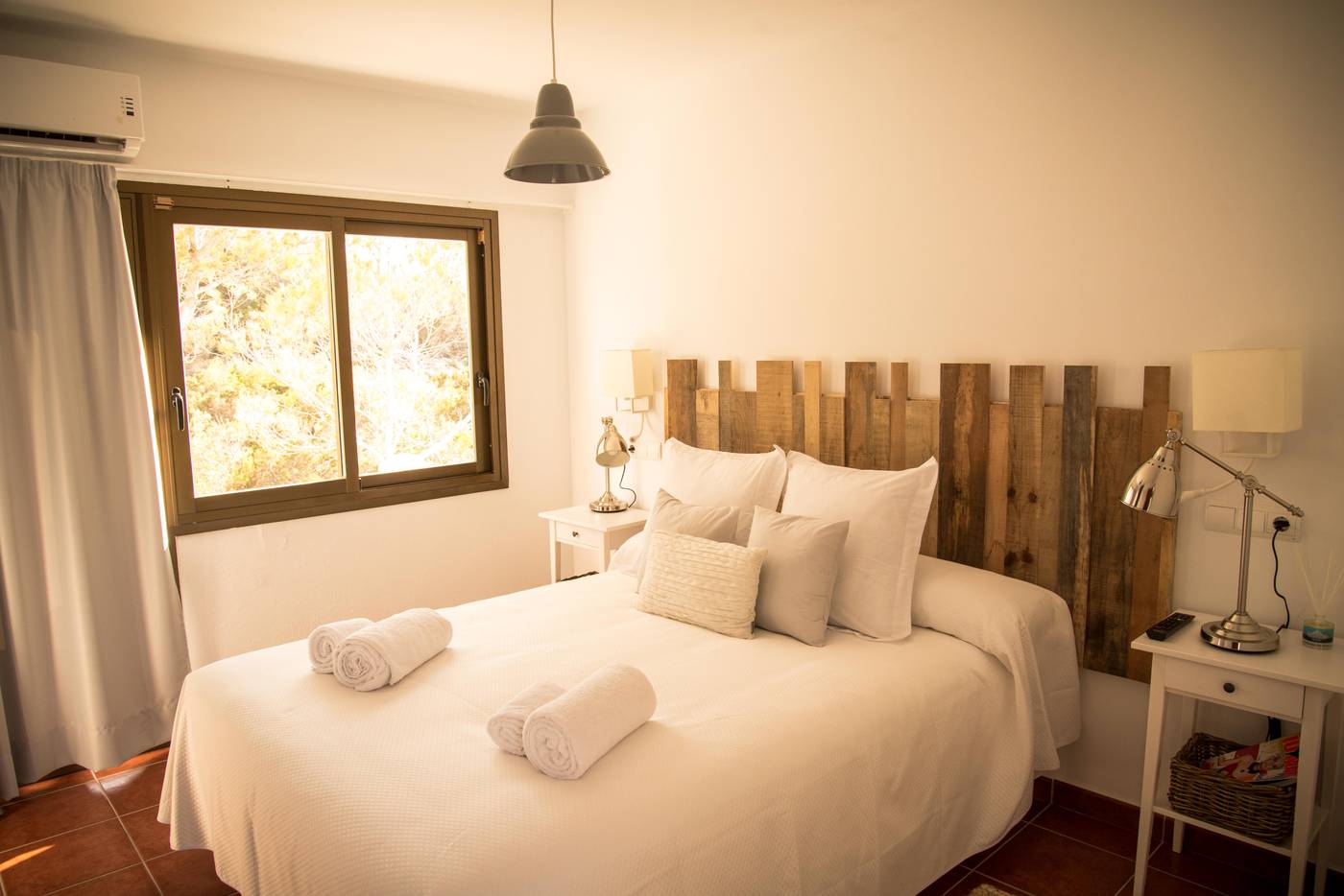 Hostal--La-Torre-Room-16