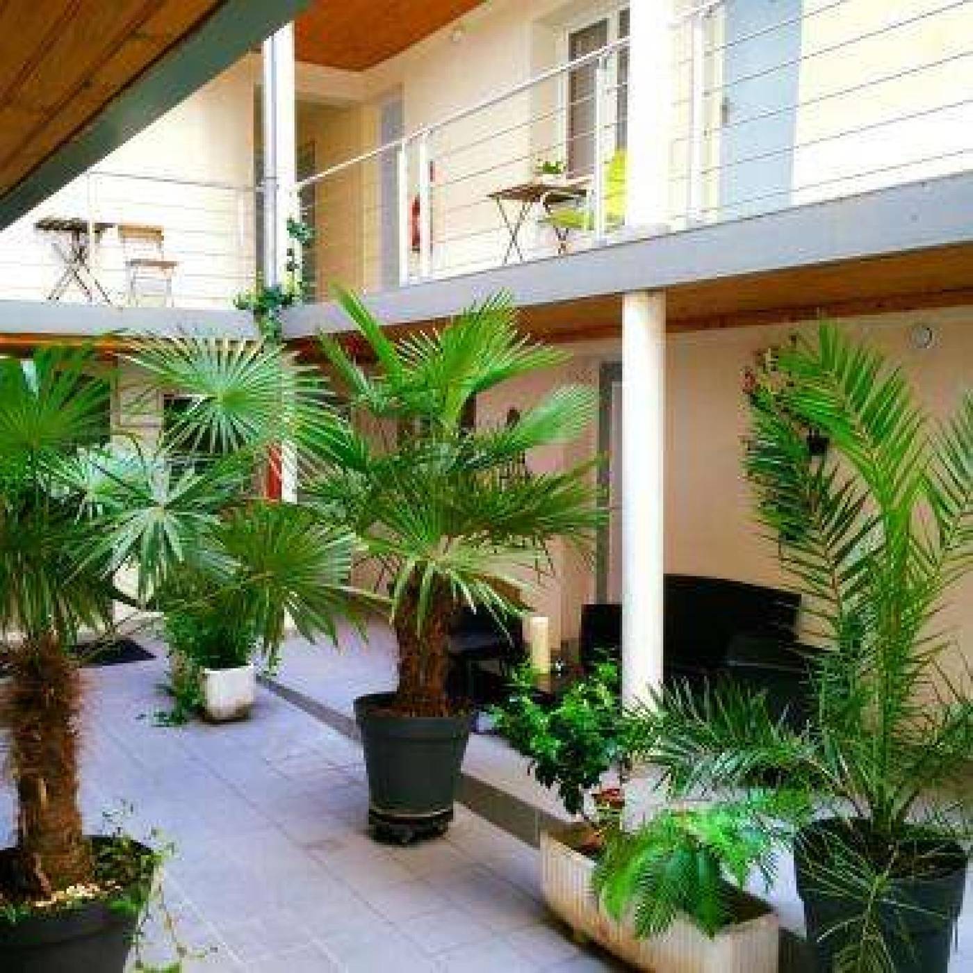 Hotel-Clairefontaine-Terrace-10