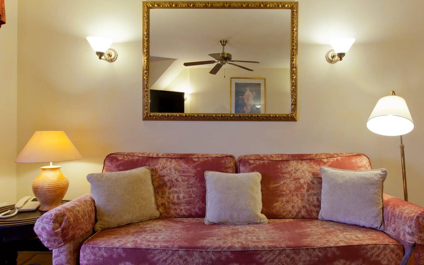 Regency-Country-Club-Room-30