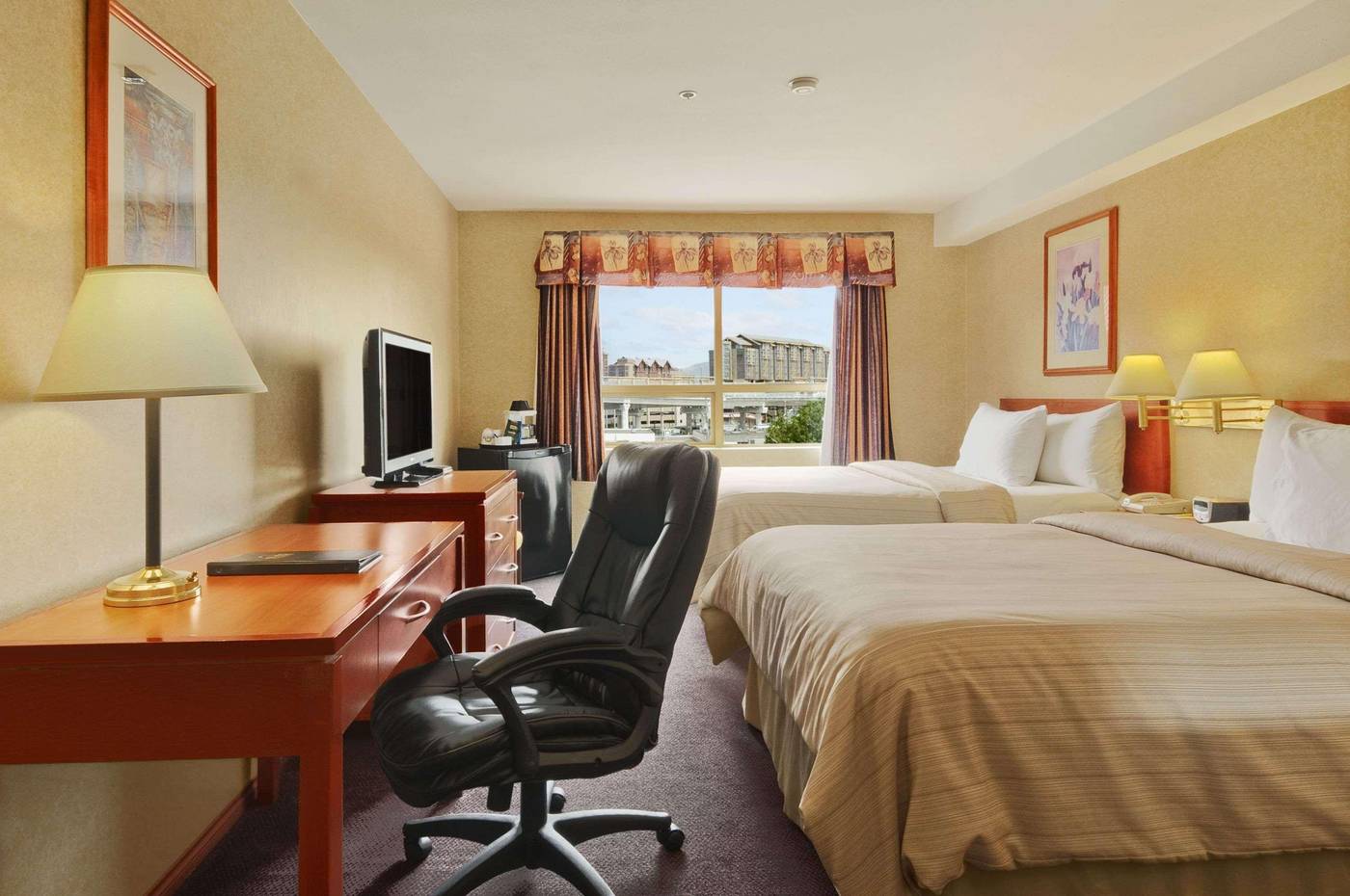 Days Inn by Wyndham Vancouver Airport-Canada-RICHMOND-Room-7