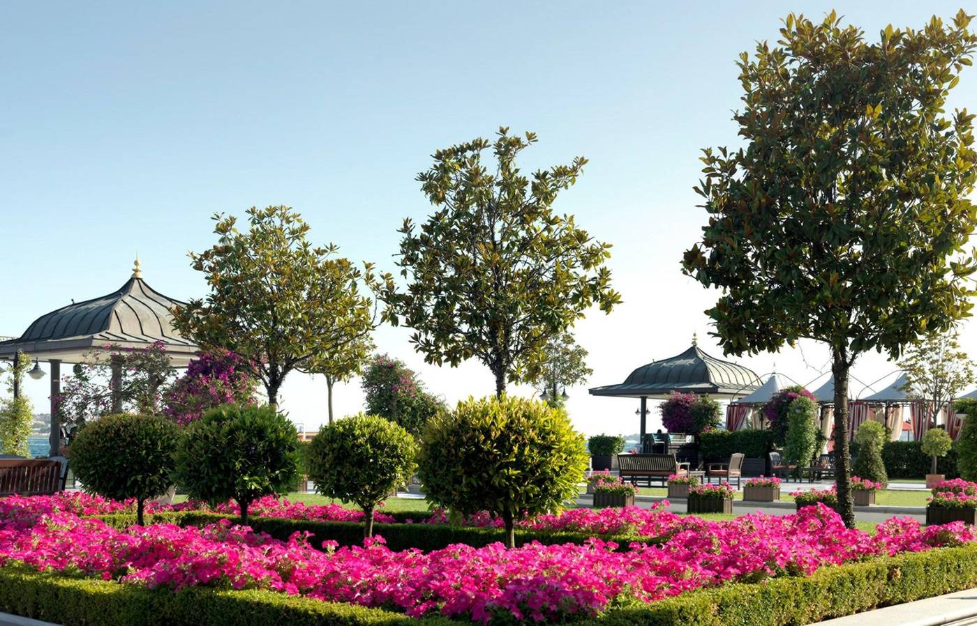 Four-Seasons-at-the-Bosphorus-Terrace-29