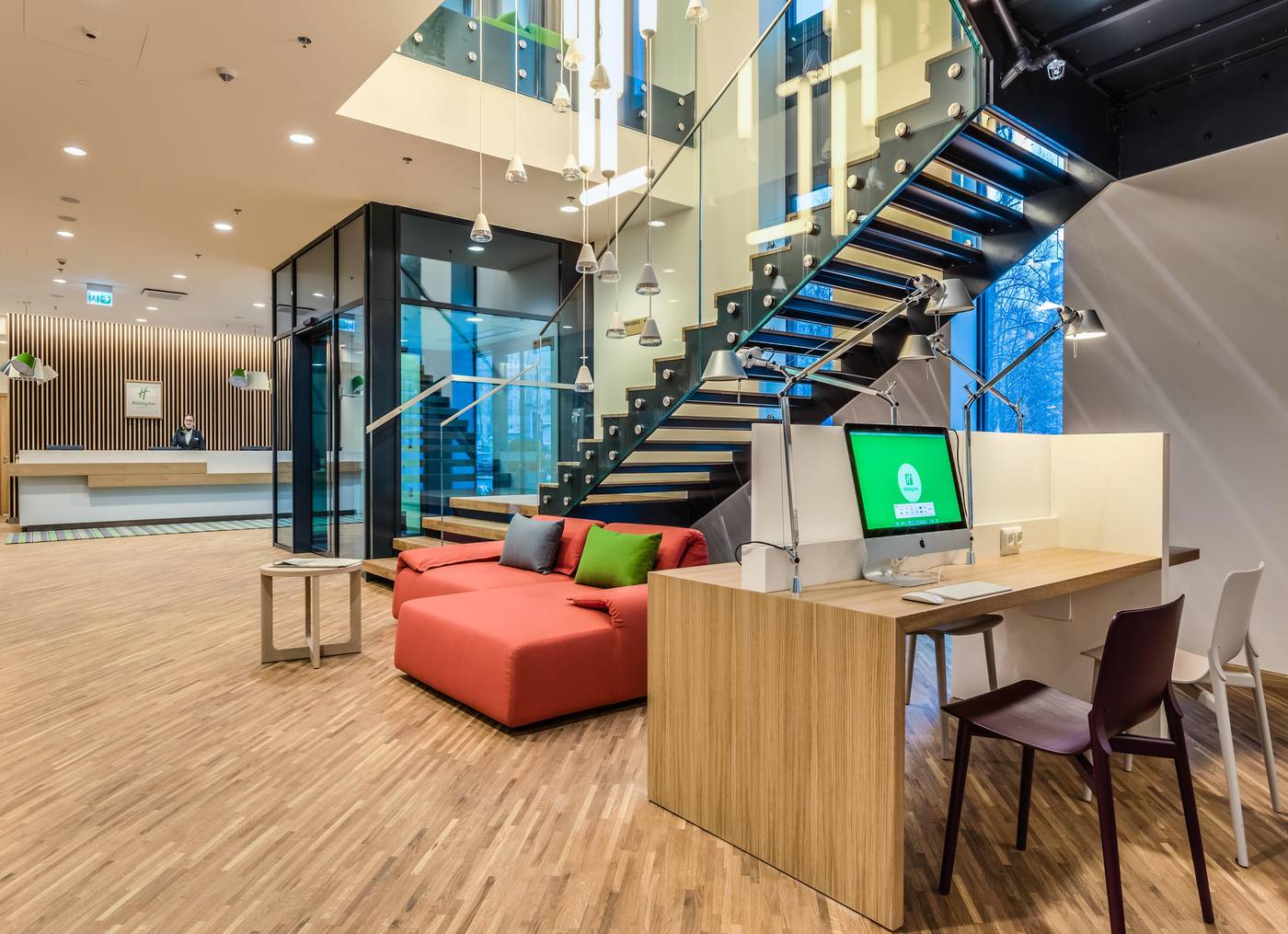 Holiday-Inn-Warsaw-City-Centre-General-view-3