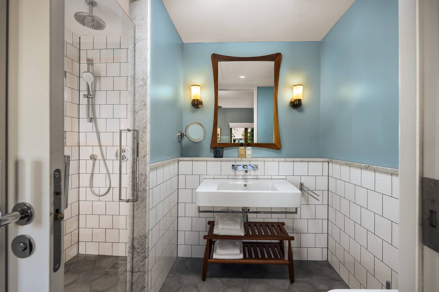 The-July---Twenty-Eight-Room-34