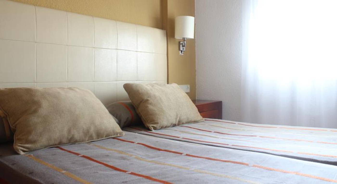 AR-Roca-Esmeralda---Spa-Room-19